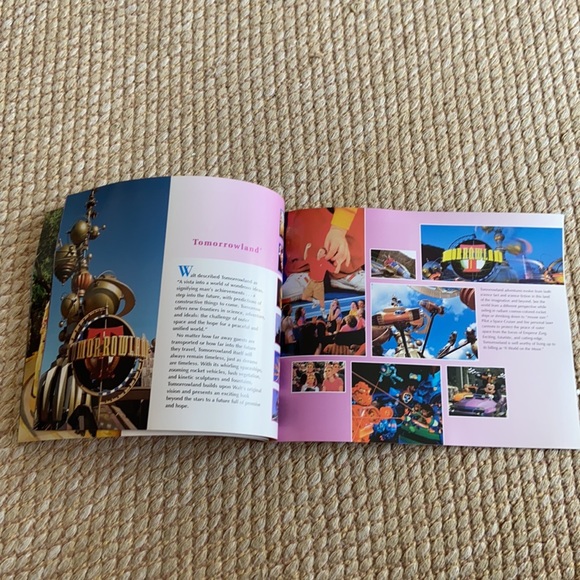 Vintage Disneyland Resort Souvenir Book 2005 - Picture 5 of 6